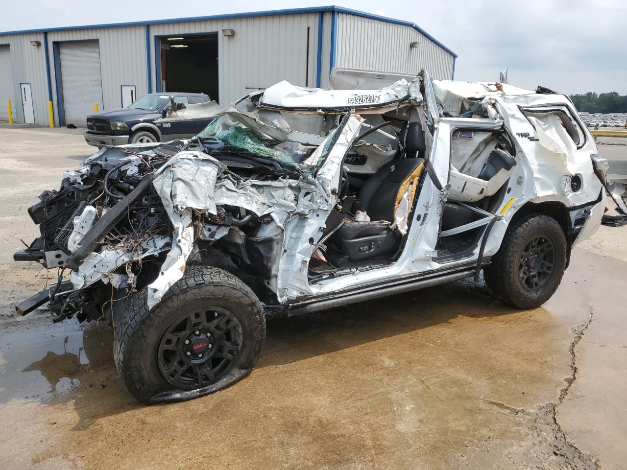 TOYOTA 4RUNNER SR5 PREMIUM