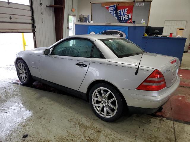 MERCEDES-BENZ SLK 230 KO 1999 silver  gas WDBKK47F8XF124415 photo #3
