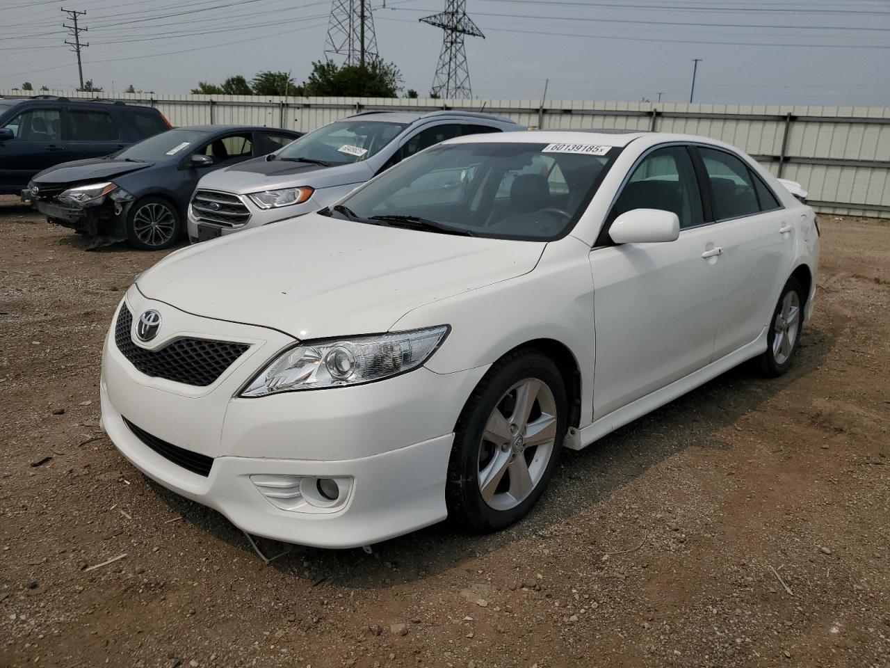 TOYOTA CAMRY BASE