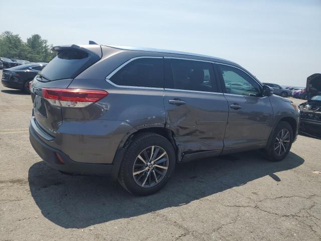 Vin: 5tdjzrfh4js875821, lot: 60740975, toyota highlander se 20183