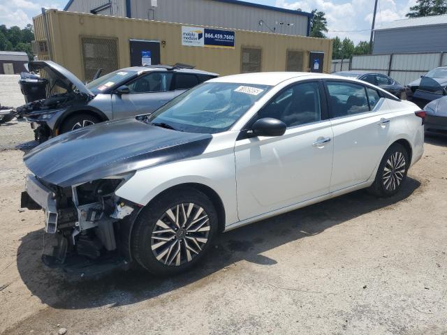 NISSAN ALTIMA SV