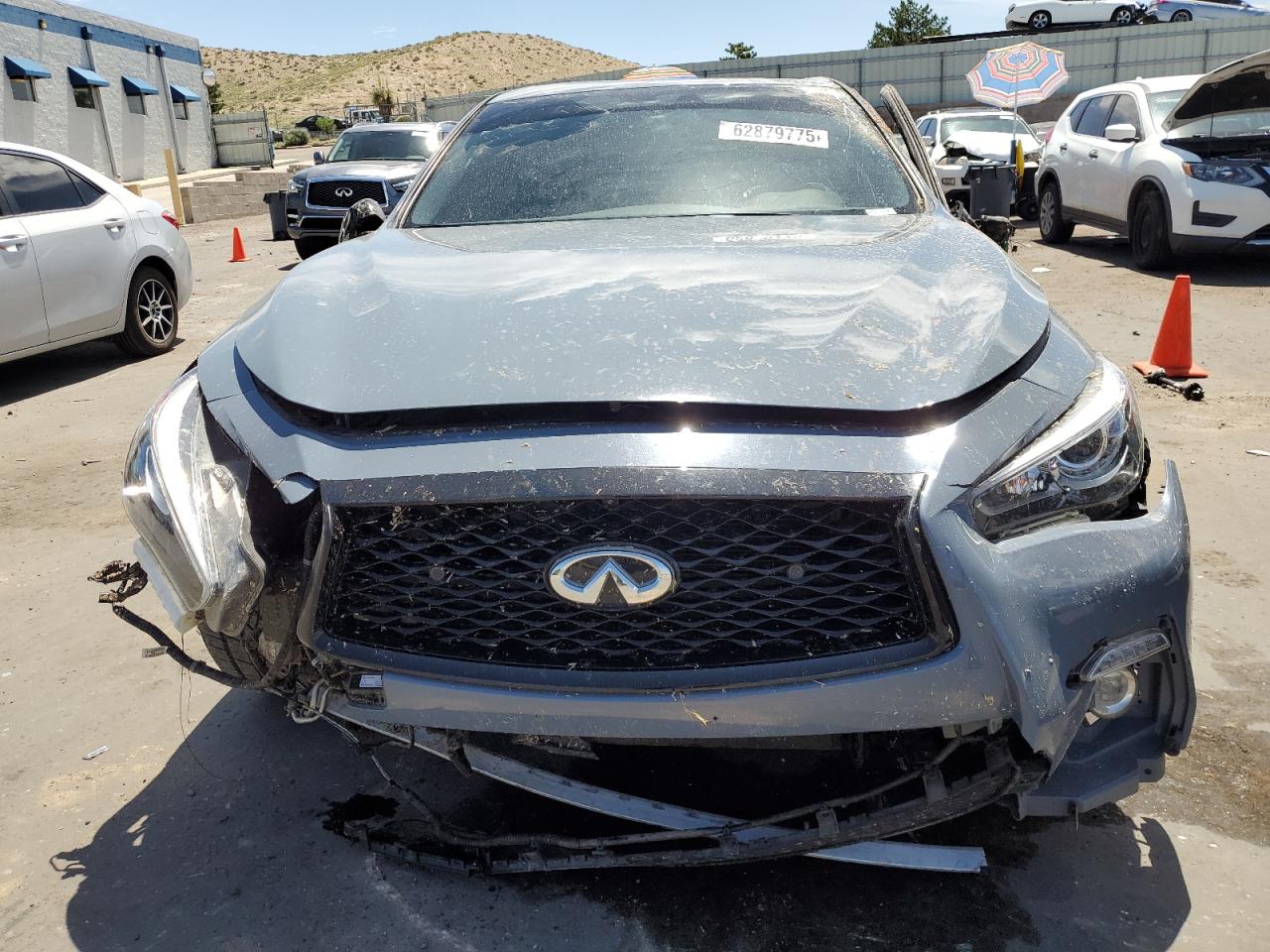 INFINITI Q50 RED SPORT 400