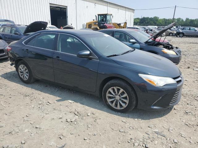 Vin: 4t1bf1fk6hu323944, lot: 59300195, toyota camry le 20174