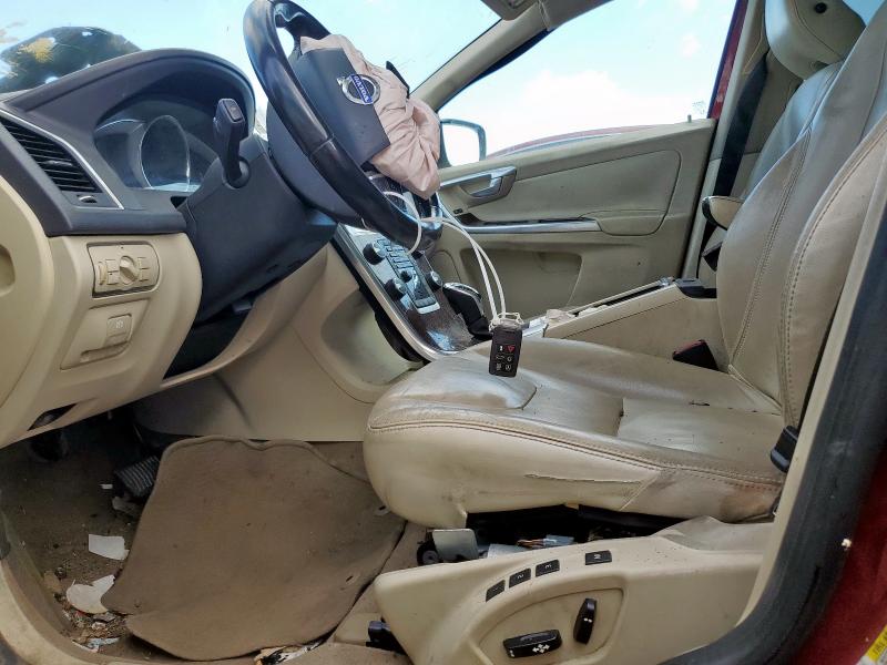 2015 VOLVO XC60 T5 PR - YV440MDC0F2580681