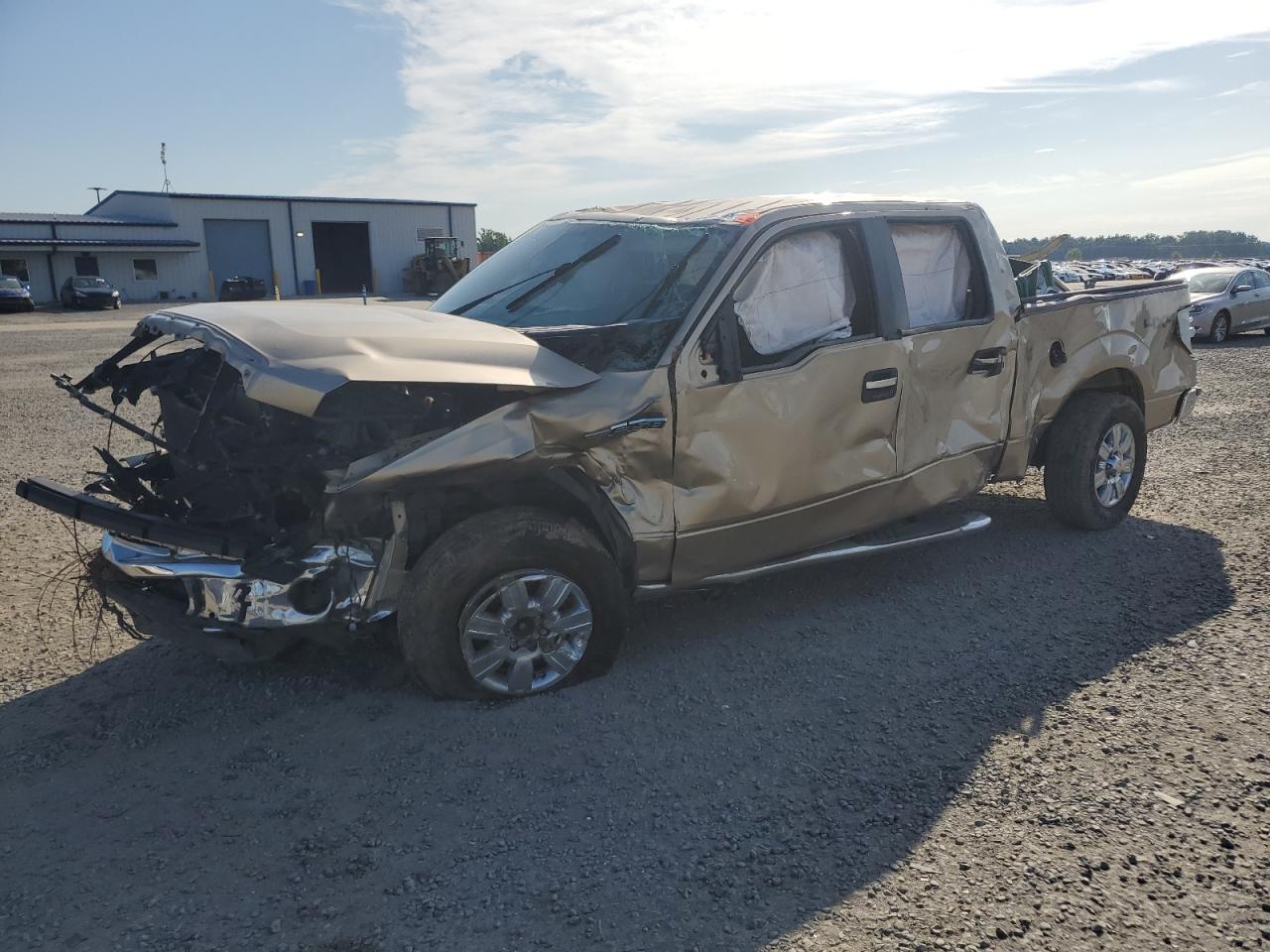 FORD F-150 SUPERCREW