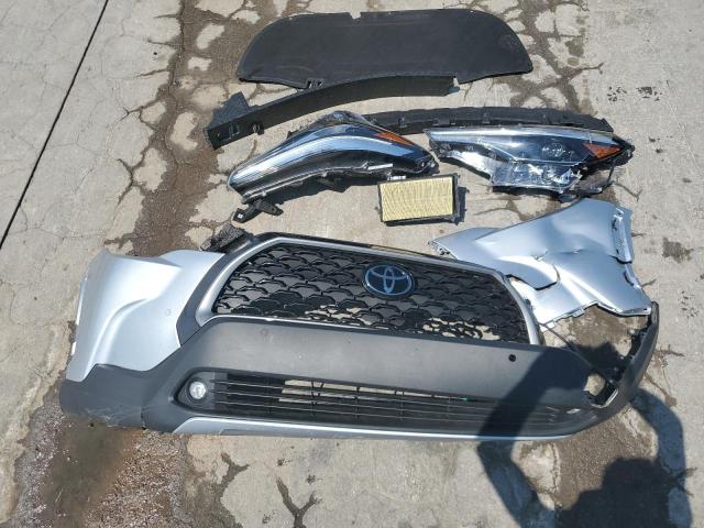 2024 TOYOTA COROLLA CR 7MUDAAAG9RV095187