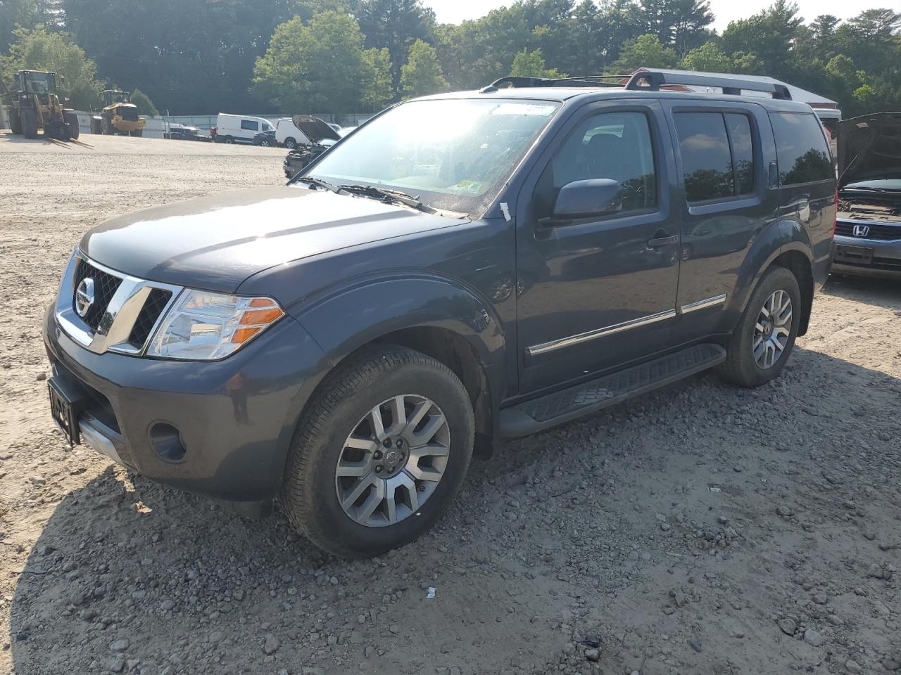 NISSAN PATHFINDER S