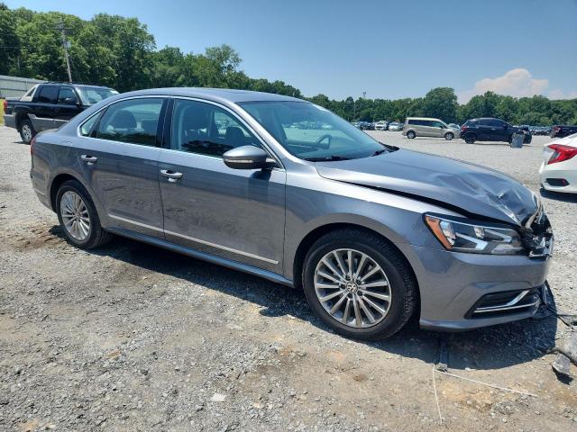 2017 VOLKSWAGEN PASSAT SE - 1VWBT7A32HC019903