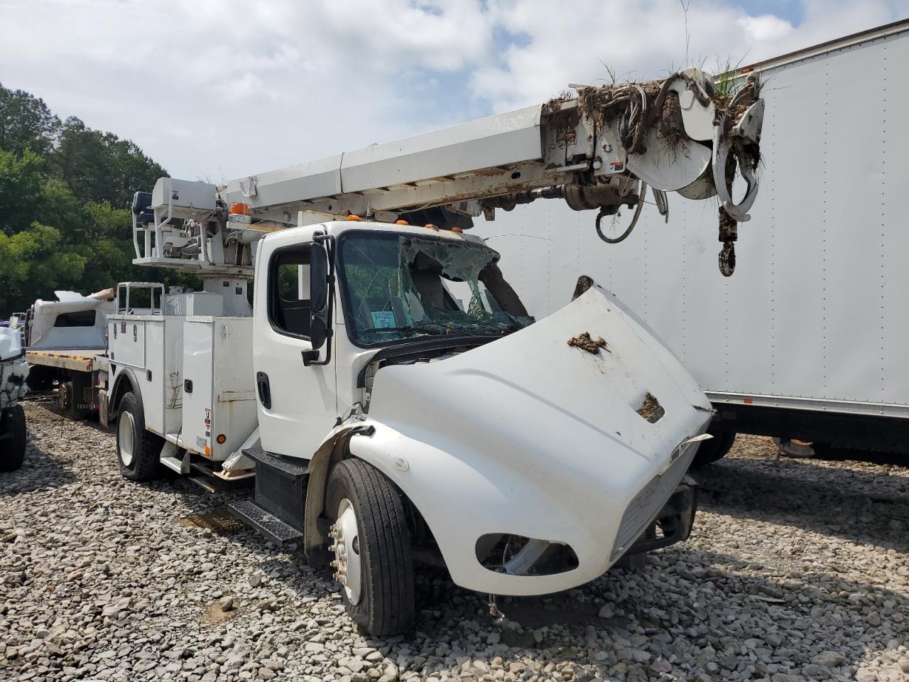  Salvage Freightliner M2 106 Medium Duty