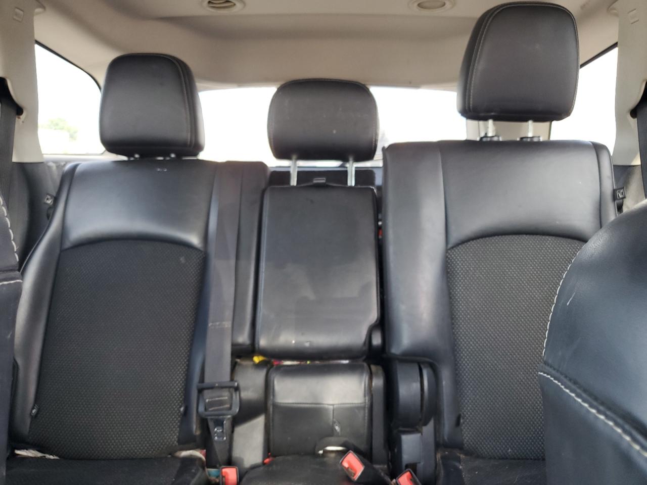 DODGE JOURNEY CROSSROAD