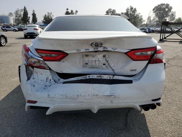 2018 TOYOTA CAMRY L 4T1B11HK2JU081381