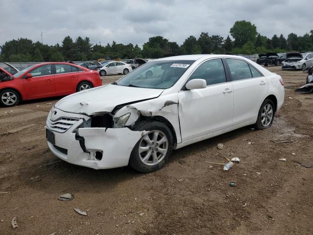 TOYOTA CAMRY BASE