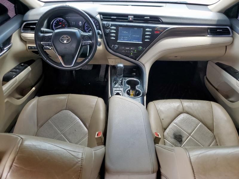 2018 TOYOTA CAMRY L 4T1B11HK1JU540495