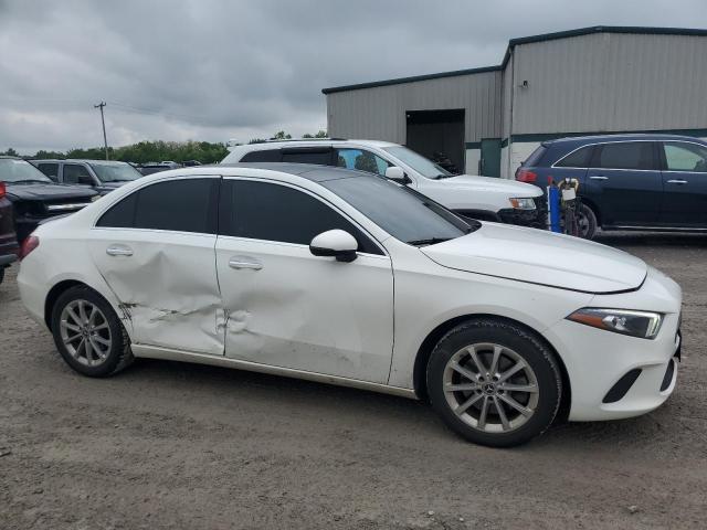 2019 MERCEDES-BENZ A 220 4MAT WDD3G4FB8KW027168