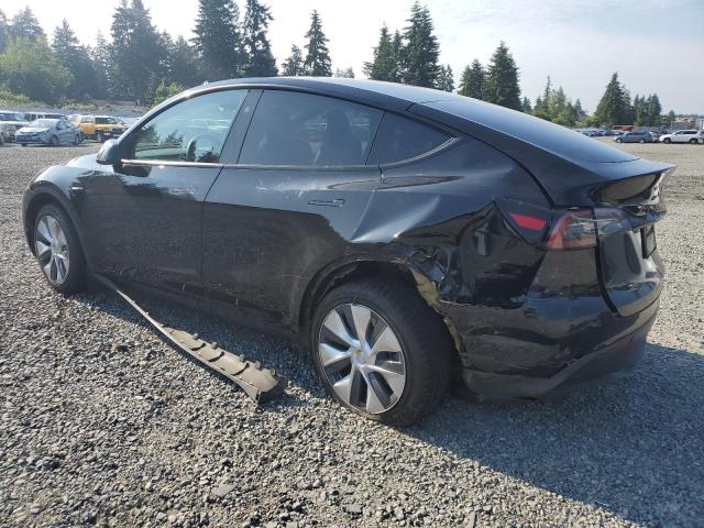 2024 TESLA MODEL Y 7SAYGAEE0RF983448