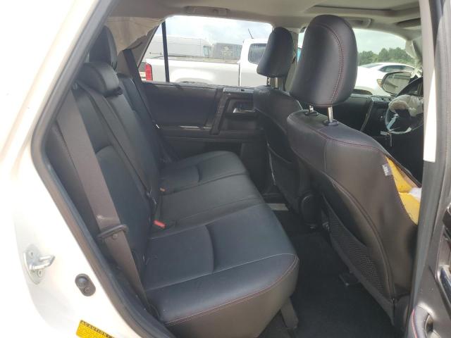 2021 TOYOTA 4RUNNER SR JTERU5JR0M5851340