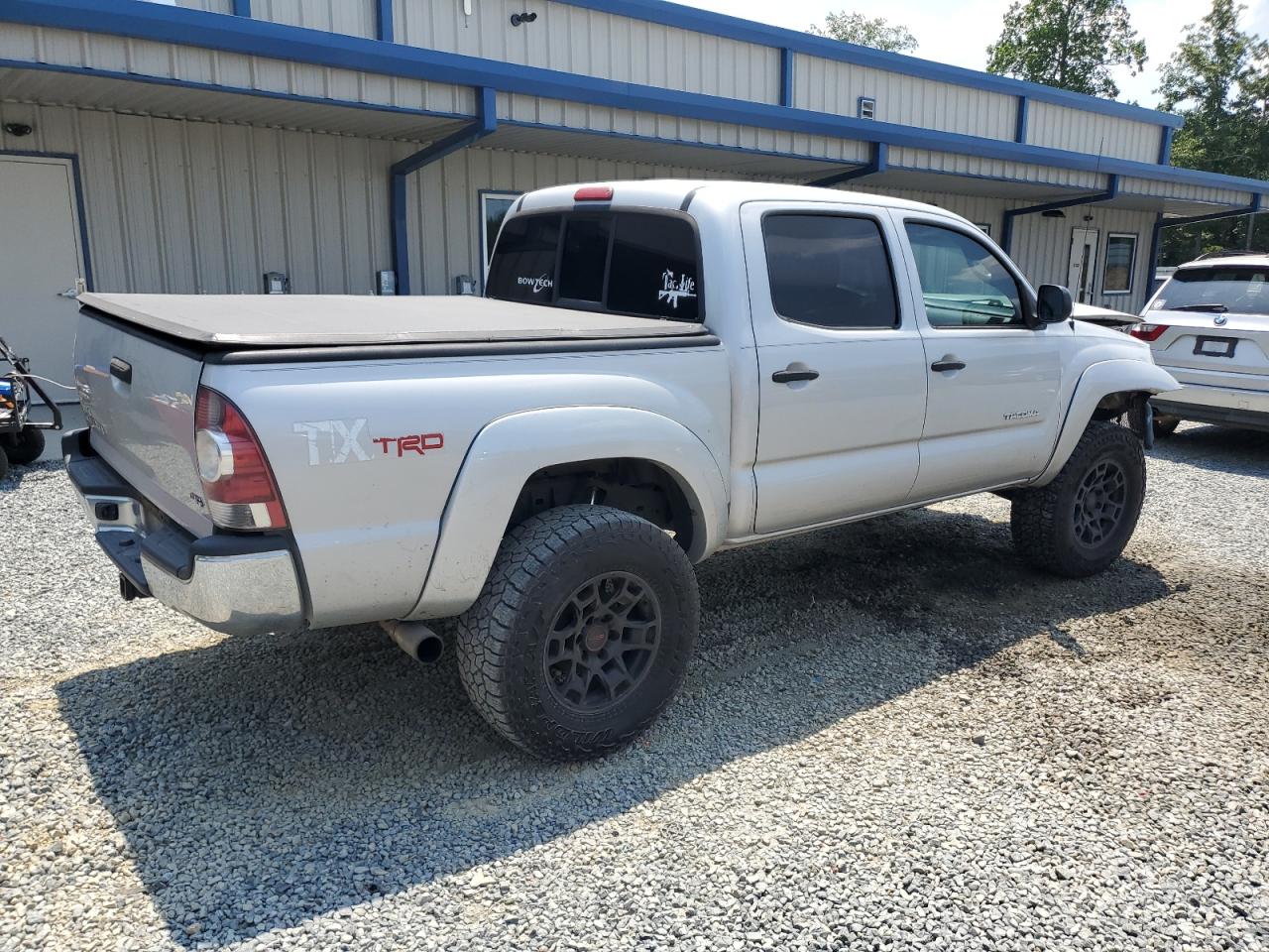 TOYOTA TACOMA DOUBLE CAB