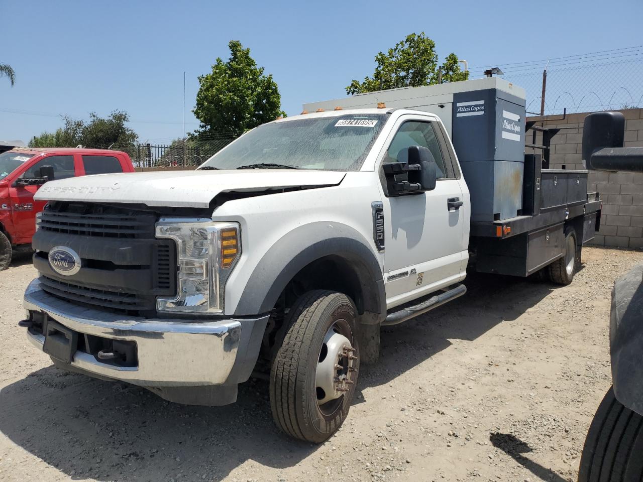 FORD F-550 SUPER DUTY