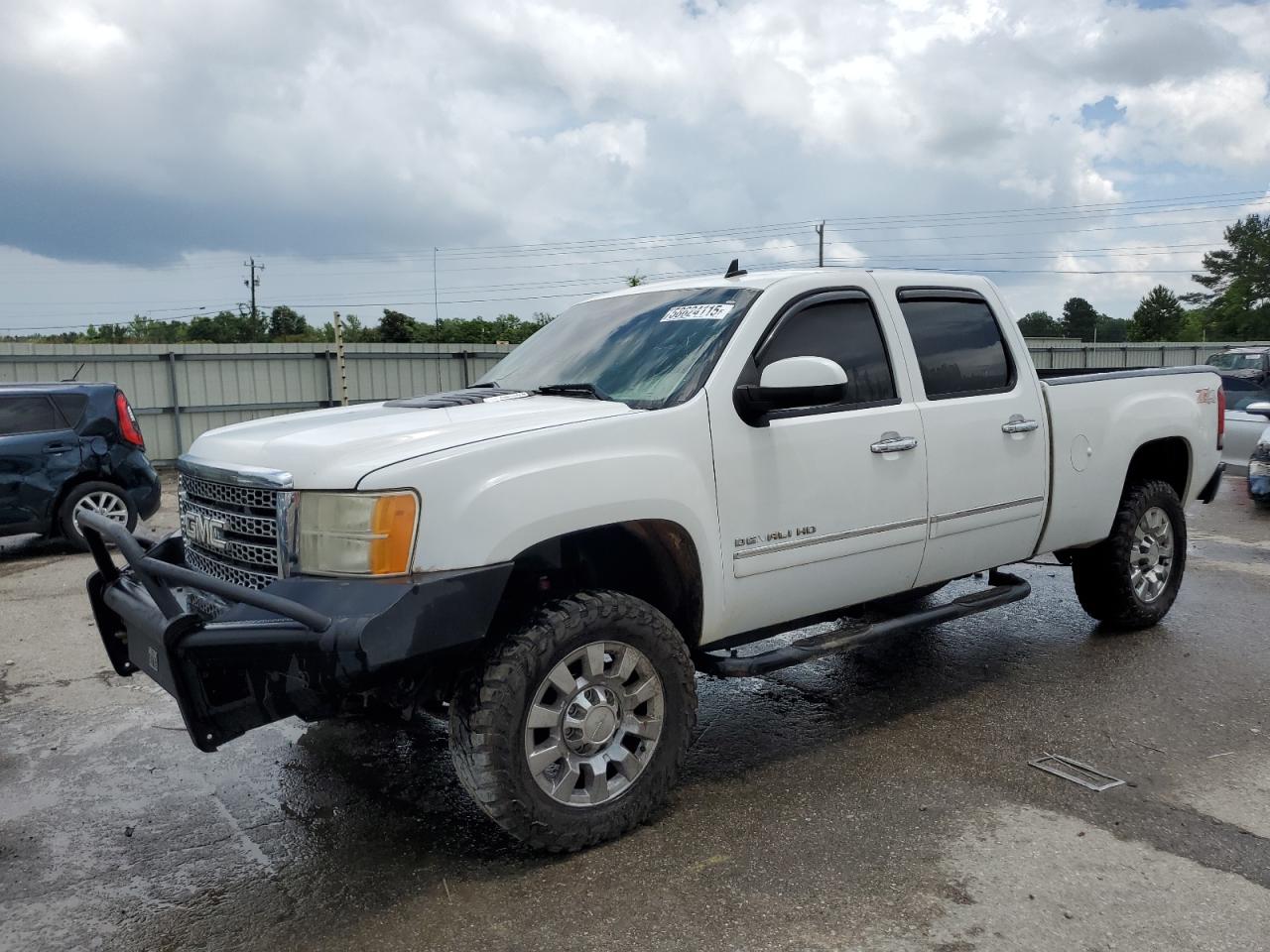 GMC SIERRA K2500 DENALI