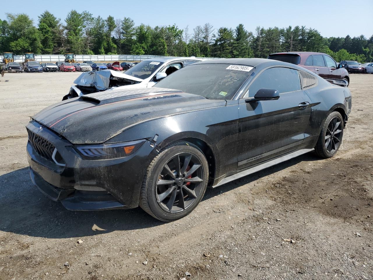 FORD MUSTANG