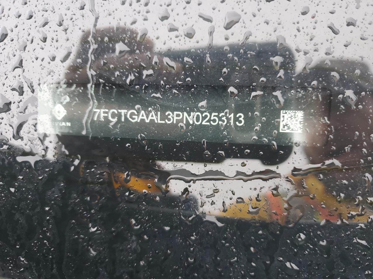 RIVIAN R1T LAUNCH EDITION