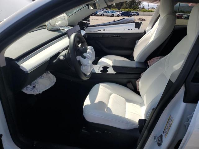 2024 TESLA MODEL Y 7SAYGDED4RF008413