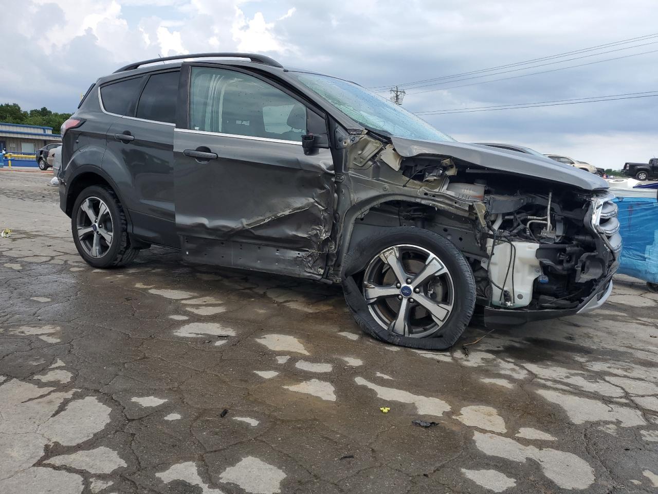 Lot #3186170475 2017 FORD ESCAPE SE