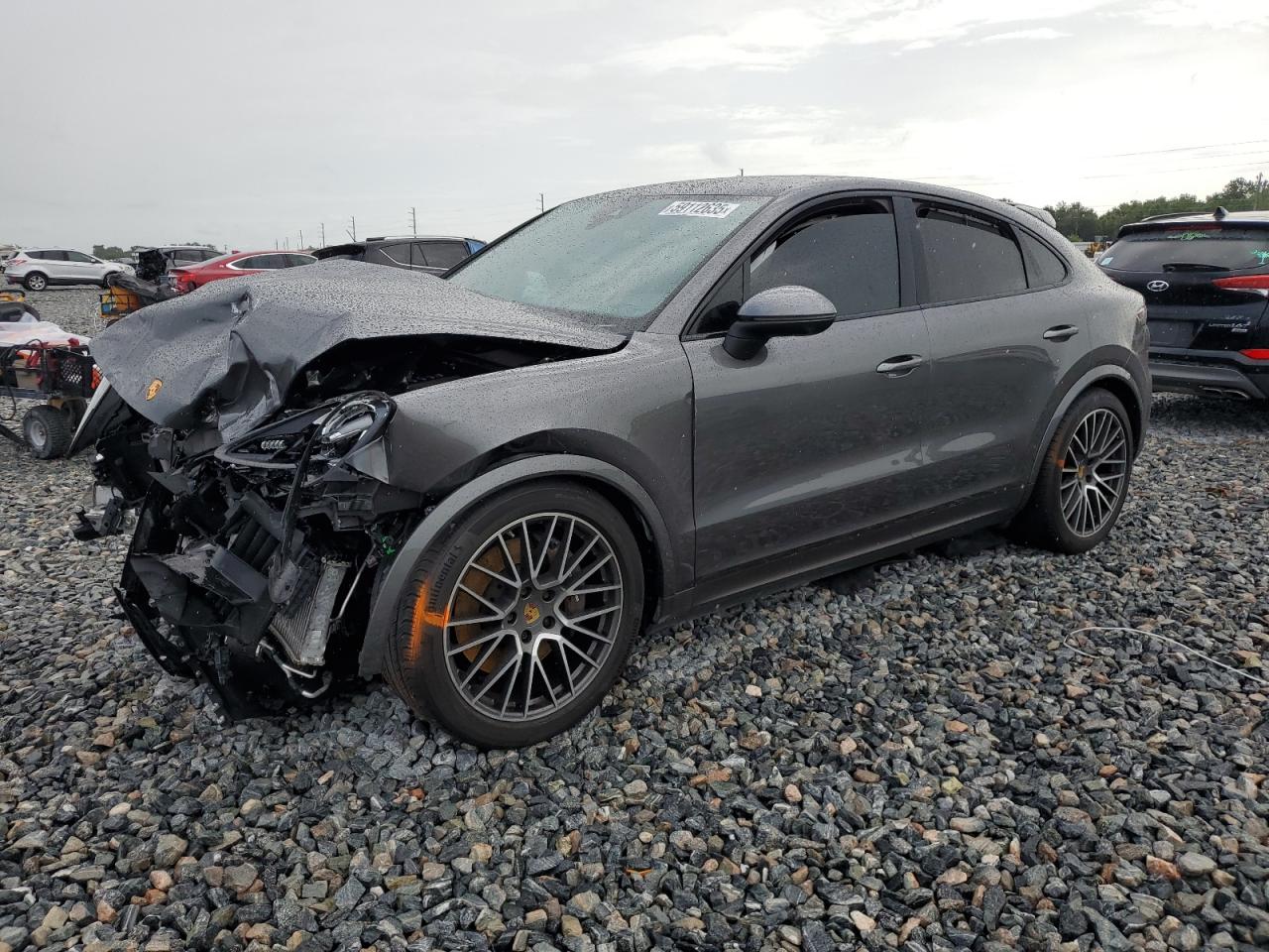 PORSCHE CAYENNE COUPE