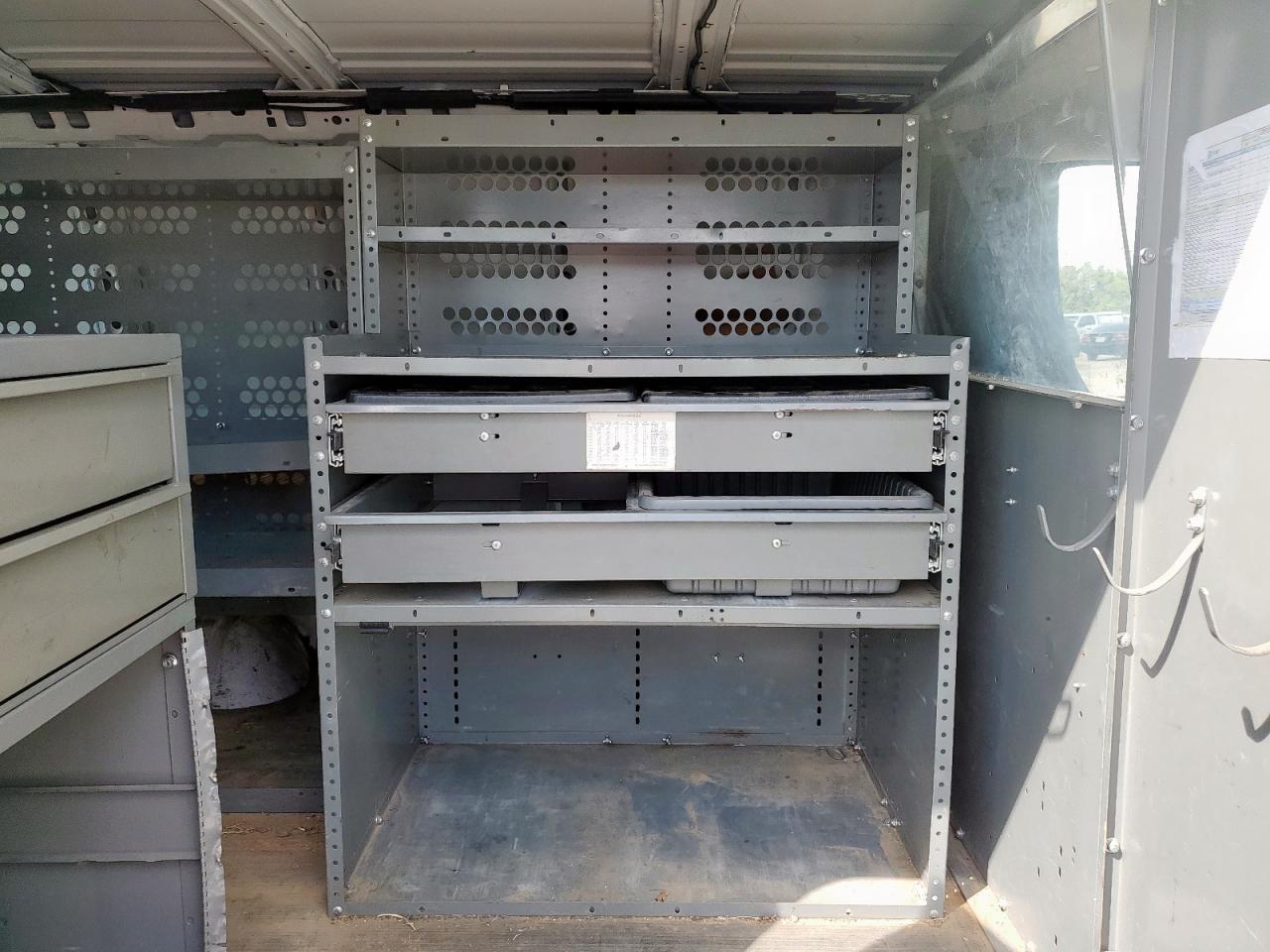 CHEVROLET EXPRESS G2500