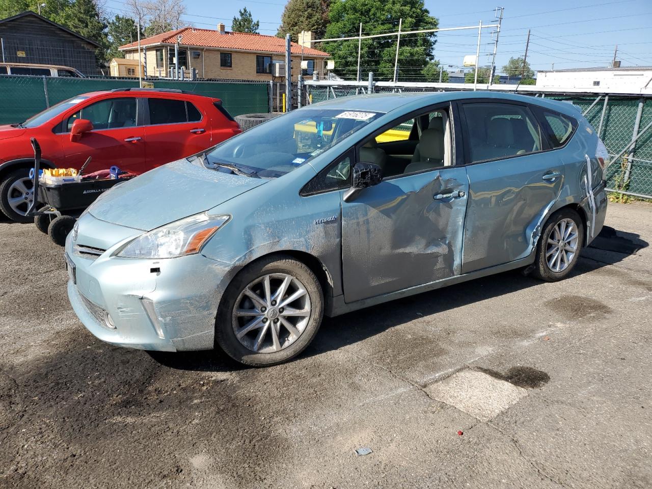  Salvage Toyota Prius