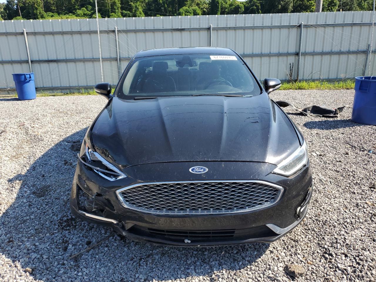 FORD FUSION TITANIUM