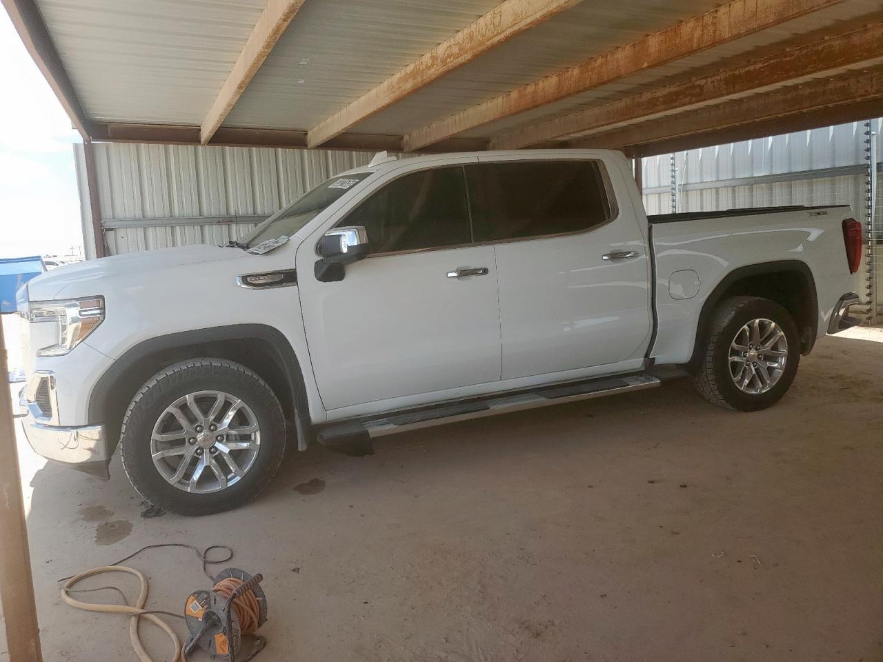 GMC SIERRA K1500 SLT