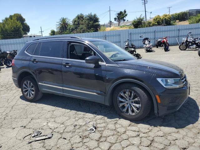 2018 VOLKSWAGEN TIGUAN SE - 3VV2B7AX4JM153956
