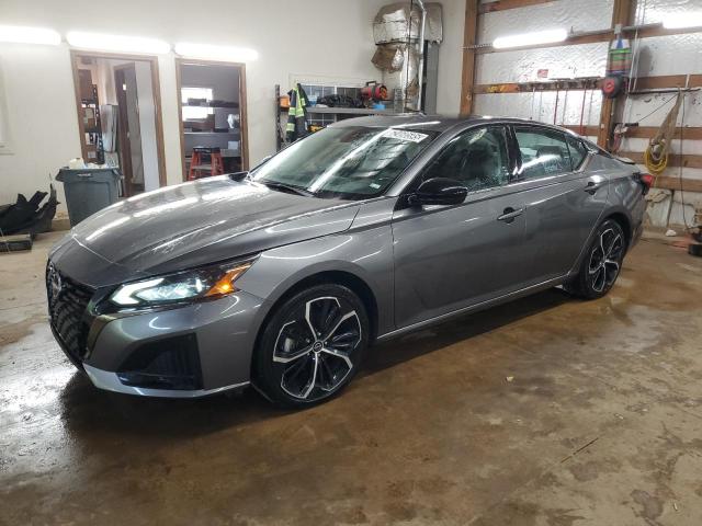 NISSAN ALTIMA SR