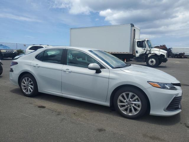 Vin: 4t1c11ak4ru241092, lot: 62603845, toyota camry le 20244