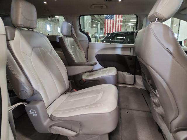 2018 CHRYSLER PACIFICA T - 2C4RC1BG4JR142826