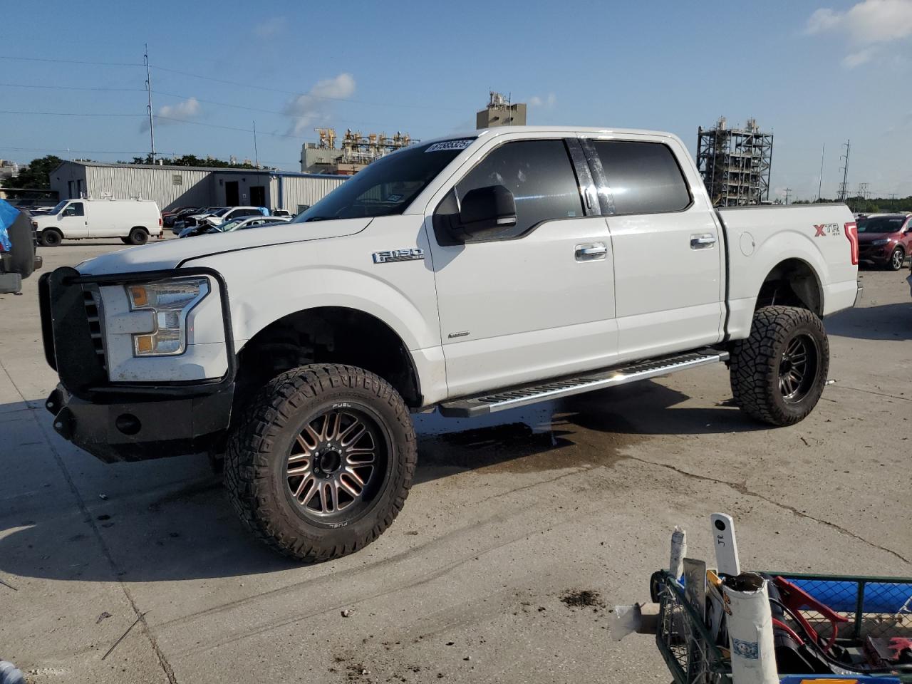 FORD F-150 SUPERCREW