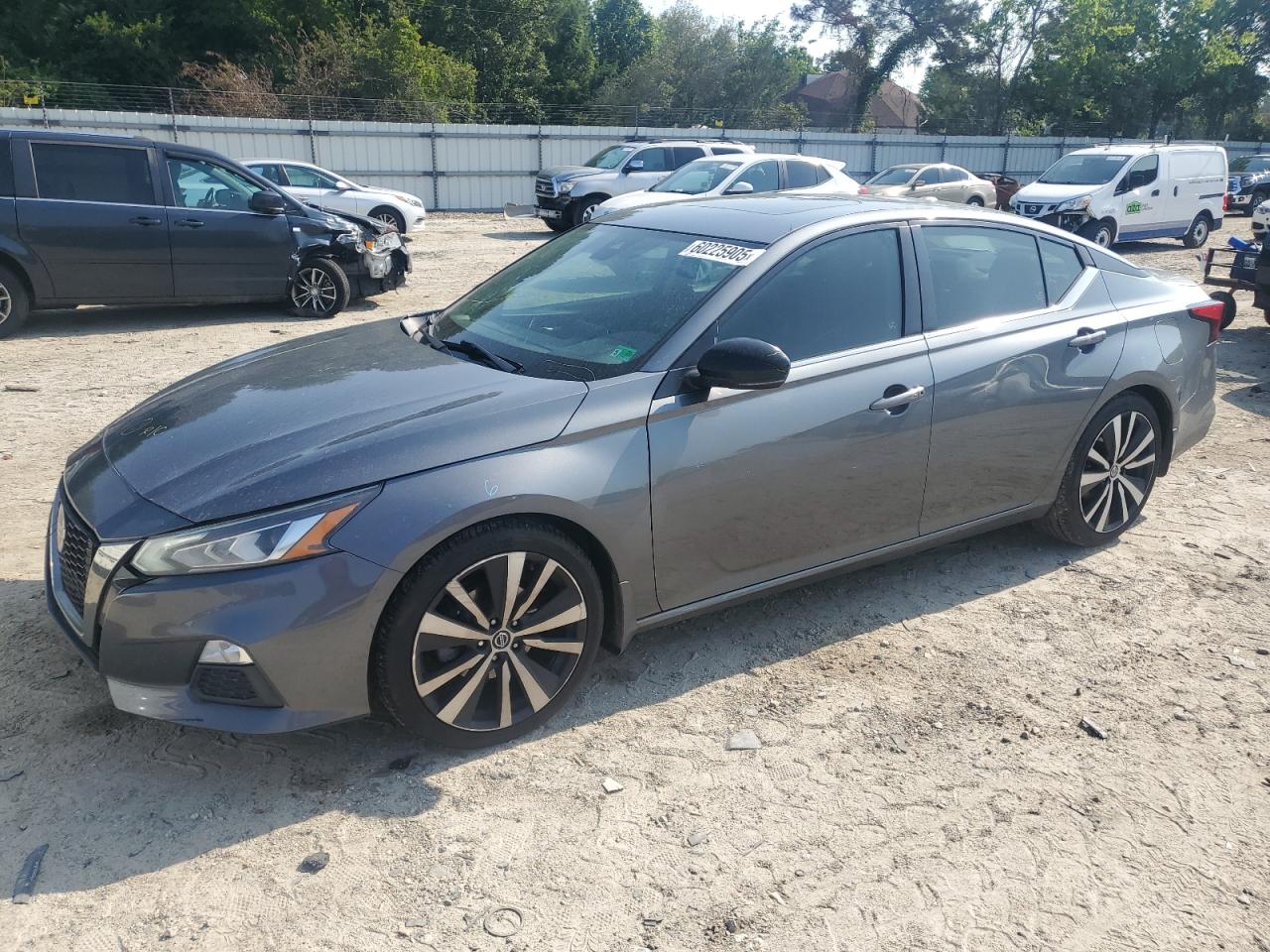NISSAN ALTIMA SR