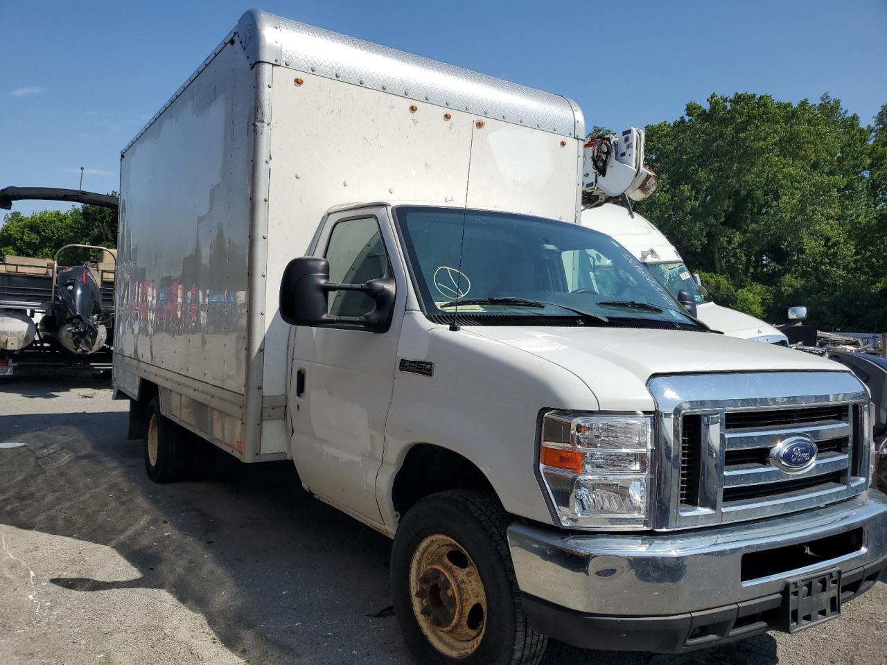 FORD ECONOLINE E450 SUPER DUTY CUTAWAY VAN