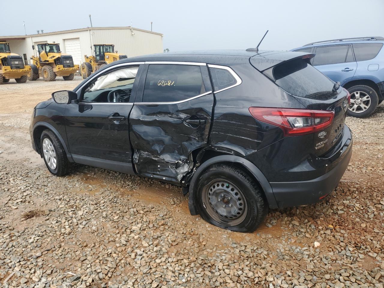 NISSAN ROGUE SPORT S