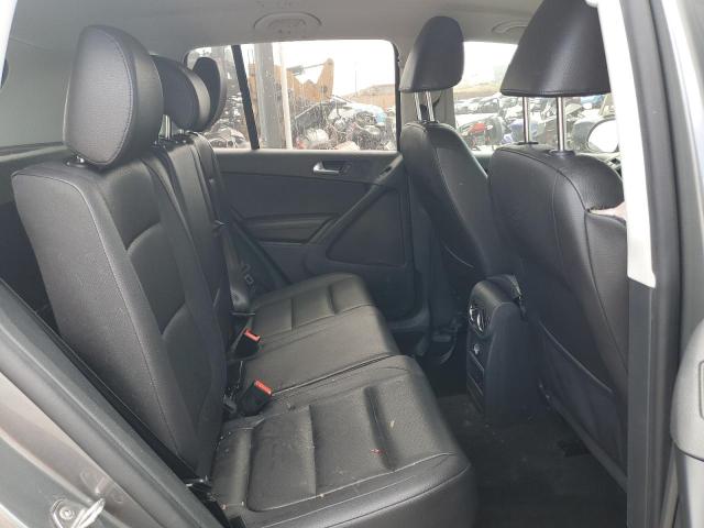 2017 VOLKSWAGEN TIGUAN S - WVGAV7AX3HK025674