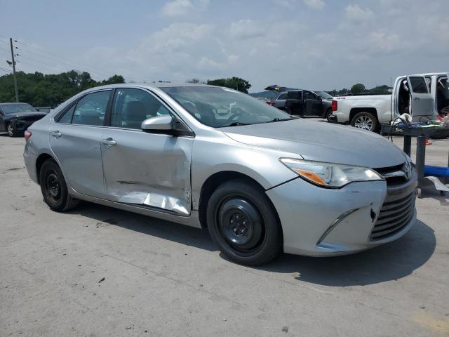 Vin: 4t1bf1fk4hu405915, lot: 59214425, toyota camry le 20174