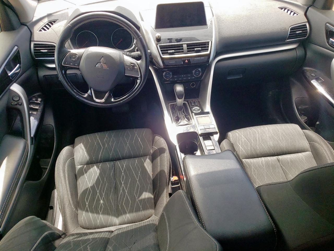 MITSUBISHI ECLIPSE SE