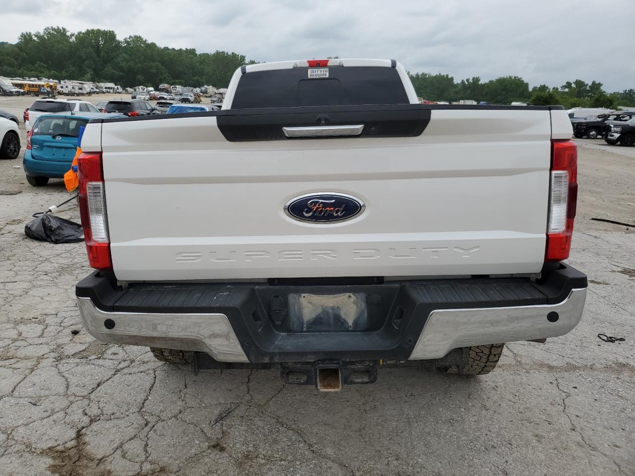 FORD F-350 SUPER DUTY