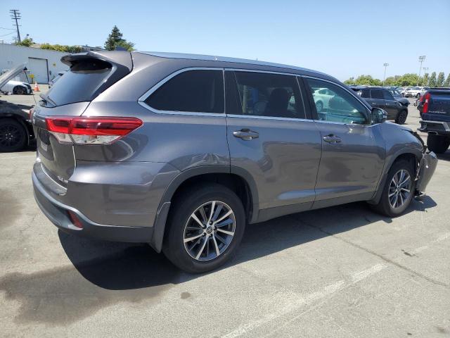 2019 TOYOTA HIGHLANDER 5TDJZRFH2KS587863