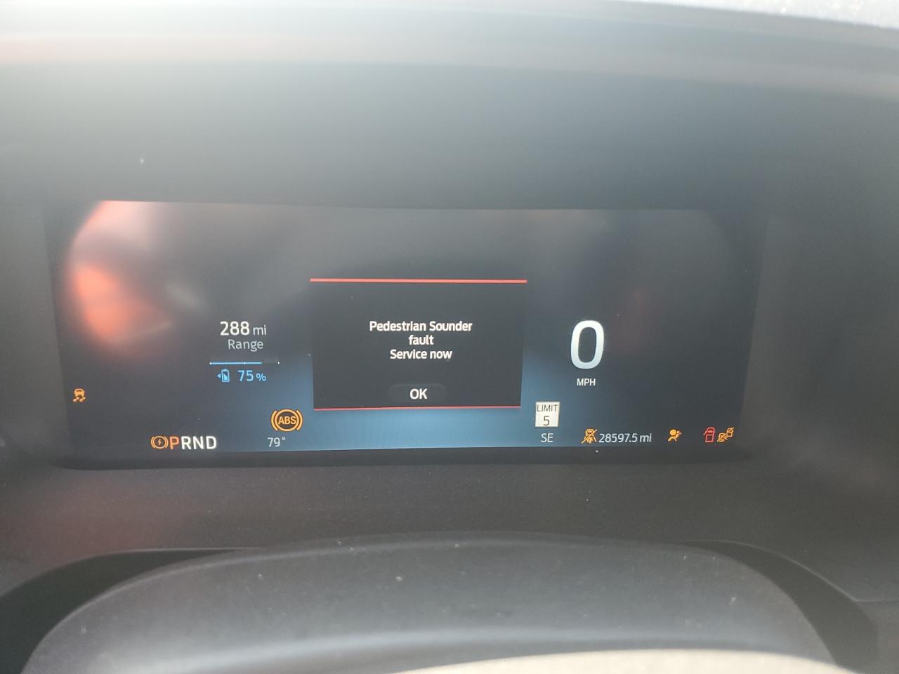 FORD F-150 LIGHTNING PRO