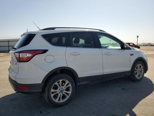 2017 FORD ESCAPE SE - 1FMCU0G94HUF08820