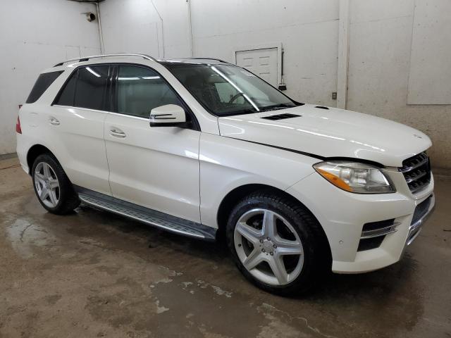 Vin: 4jgda5gb0fa575779, lot: 61943755, mercedes-benz m-class 400 4matic 20154