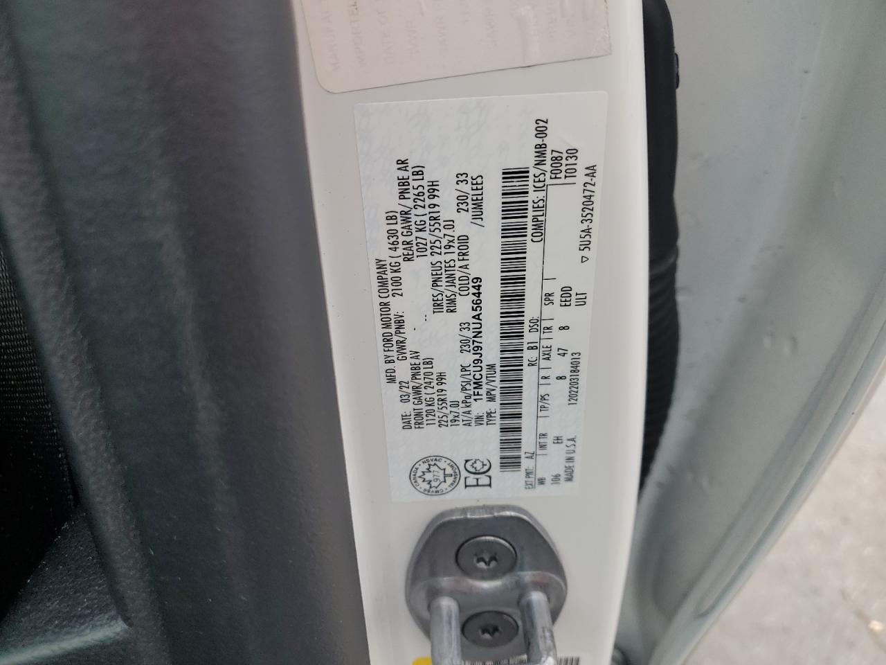 FORD ESCAPE TITANIUM