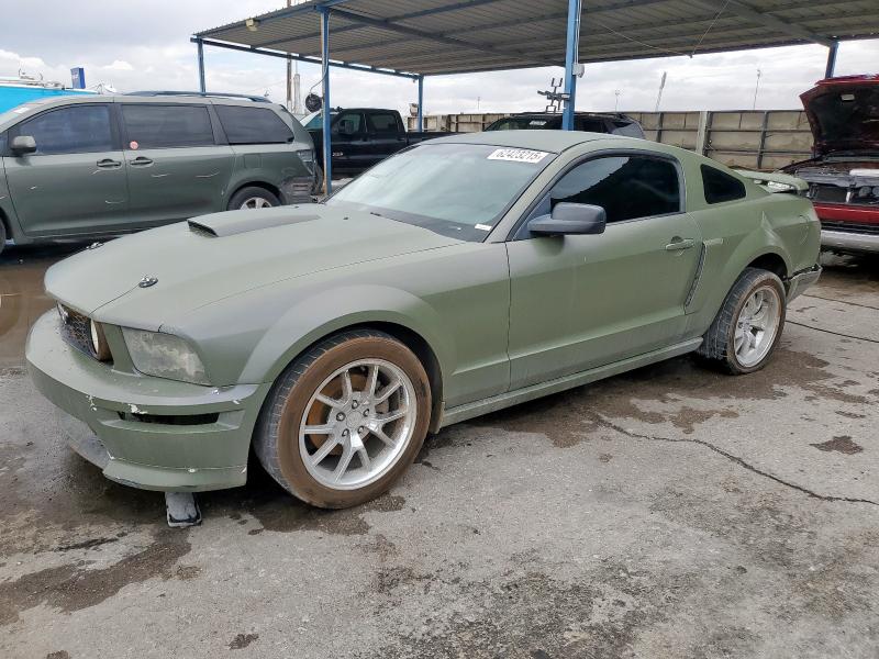 FORD MUSTANG GT